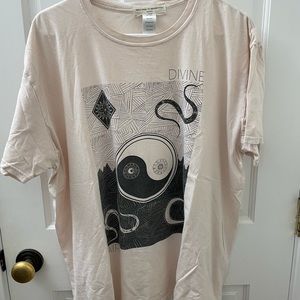 urban outfitters divine pairs oversized t shirt